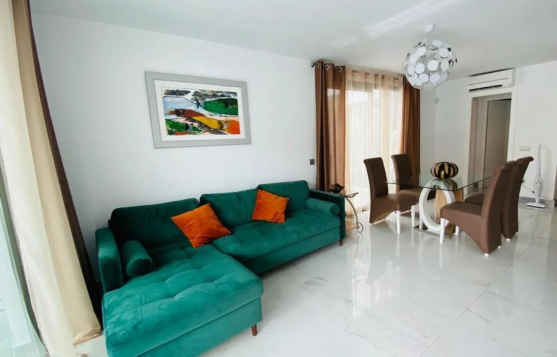 Super Cool Villa In Los Cristianos